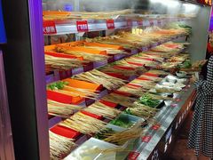 自助取餐区-钢管厂五区小郡肝串串香(滨江店)