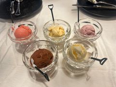 -马克西姆俄罗斯餐厅(通亚街店)