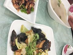 -六和聚传统烤鸭.天津菜(和平店)