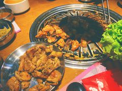 -老炉家木炭烤肉(长江国际店)