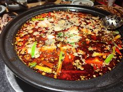 -小饕荟雅安贡椒鱼鲜馆(广福桥店)