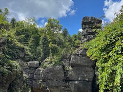 -梭布垭石林景区