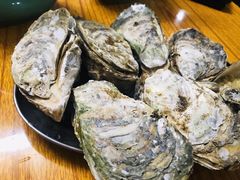 -蚝哥花姐湛江烤生蚝(美丽湾市场店)