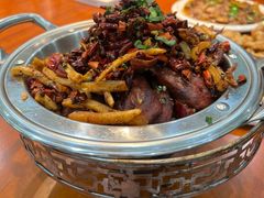 -老码头黑皮肘子锅包肉(文政街店)