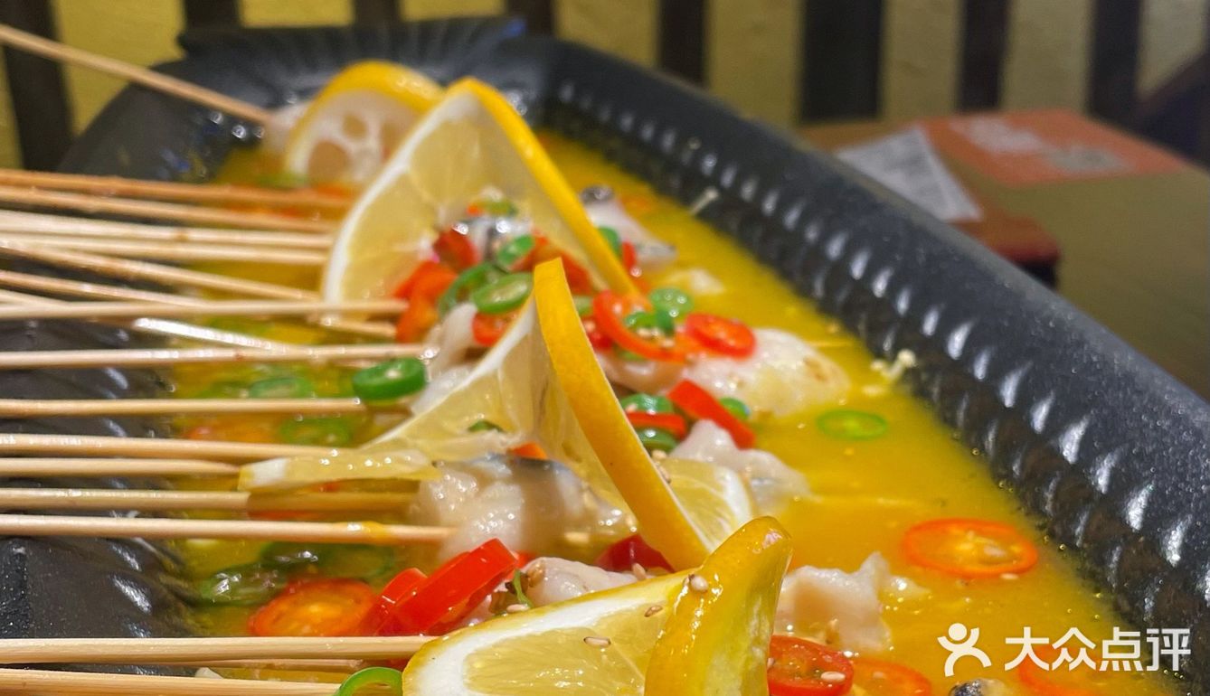 鸡架是必点 真的比烤鸡还好吃 土豆是宝藏啊