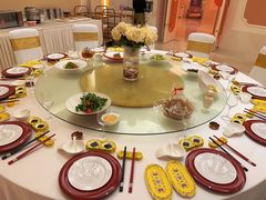 -白金汉爵大酒店-24小时餐厅