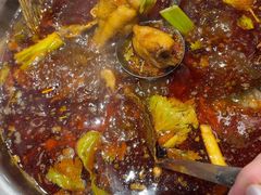 -肖肖酸萝卜鱼火锅(总店)