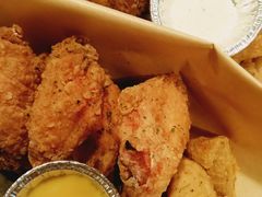 炸鸡翅一半一半-富乐满韩国正宗炸鸡韩国料理(虹泉路店)