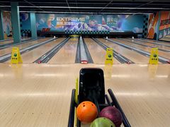 -极限PLAY运动娱乐新世界·团建派对潮玩休闲馆·室内蹦极高空游乐园