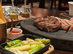 -恰餐厅及酒吧 CHAR Bar & Grill (北京丽都皇冠假日店)