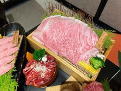 -山川小町·极番烧肉(新地假日广场店)