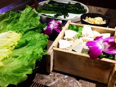 -三人行骨头王火锅(长寿店)