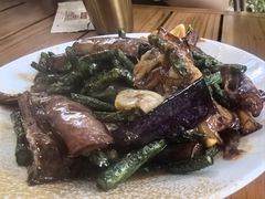 -柴窝堡22号辣子鸡·传承新疆菜