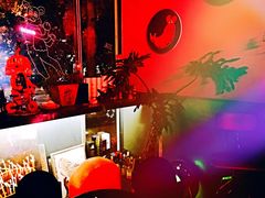 -TASTE ROOM Bar