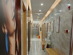 -上海仁爱医院口腔科 · 种植