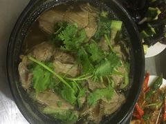 -许家黄土高坡砂锅总店