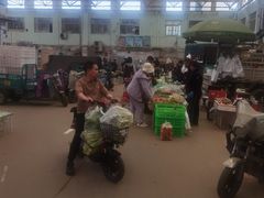 -重振华中蔬菜批发市场(重庆中路店)