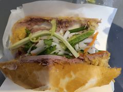 -Bánh Mì Huynh Hoa