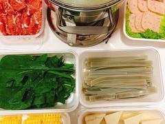 -海底捞火锅(海宁路店)