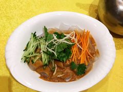 鸡丝拉皮-烤肉季饭庄