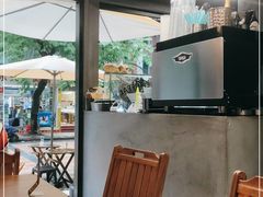 -CowCow其其·牛杂咖啡公司(六运店)
