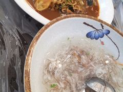 -侬佳蒸菜馆(听潮店)
