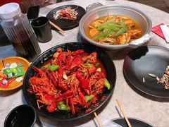 -沪小胖小龙虾(淮海中路旗舰店)