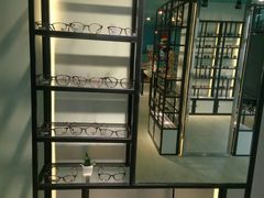 -Trend1881视光·蔡司视觉(领展广场店)