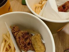 -麦当劳(杭州西湖银泰百货店)