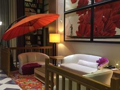 -喜鹊愉家酒店(郑州曼哈顿博览中心地铁站店)