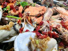 -老东镇啤酒屋海鲜加工·蒸汽海鲜·海鲜烧烤(台东店)