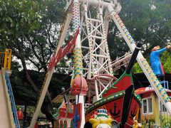 -顺德大良半月城游乐场