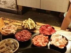 黄候-岗上渣渣老火锅(两路口店)