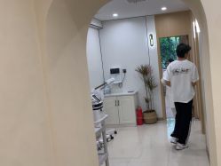 -蕾特恩专业祛痘·皮肤管理