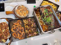 -老东镇啤酒屋海鲜加工·蒸汽海鲜·海鲜烧烤(台东店)