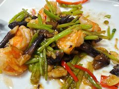 -鲤鱼塘农家山庄