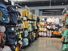 -迪卡侬(越秀公园店)