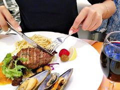 -红房子西菜馆(淮海中路店)
