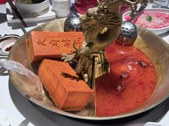 -小龙翻大江·小龙坎臻选店(太古里店)