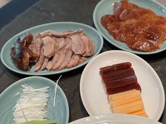老式果木烤鸭-西安凯悦酒店·湖畔中餐厅