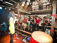 舞台-后巷酒吧Back Alley(未来广场店)