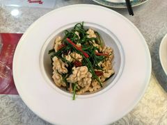 -汗腾格里·风味餐厅(新疆驻京办店)