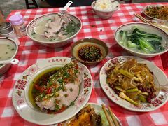 -老方桌烂蹄花川菜馆(九龙坡店)