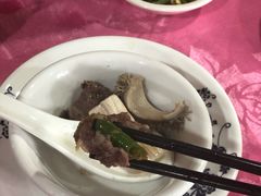 -五洞培记山庄·鲜牛肉火锅