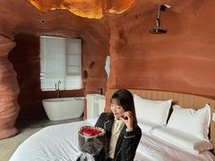 -幸栖洞穴设计酒店(成都春熙路店)