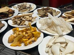-天宜隆蘑菇宴火锅(石景山旗舰店)