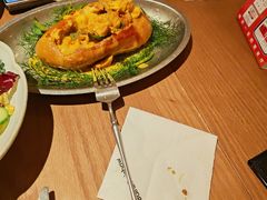 -芭莉与彩虹西餐厅(成都合生汇店)