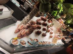 -钱小奴海鲜自助黑金店(杭州滨江龙湖店)