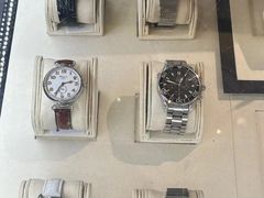 -沐渔二手奢侈品黄金手表包包回收·中古店(广州塔店)