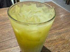 牛奶菊花茶-Ongtong Khaosoi Ari Branch